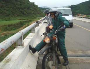 Motorcycle Ho Chi Minh Trail, Hanoi to Hoi an - Half Challenge