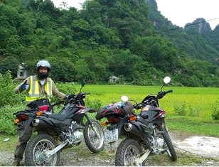 Taste of Ho Chi Minh Trail by motorbike 