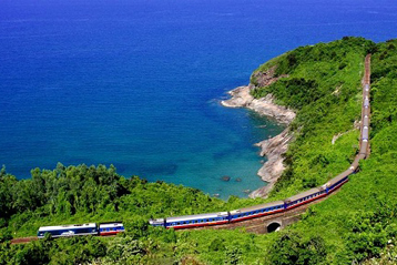 Experience Train Travel in Vietnam or Not – Keynotes & Guide to Decide