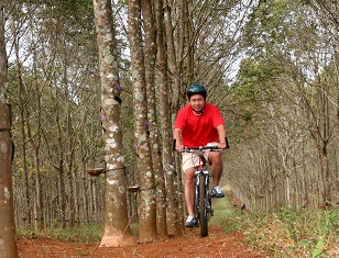 Biking Mekong, Vietnam & Central Highland