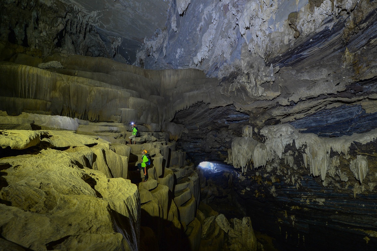 Hang-Tien-Fairy-Cave-Vietnam