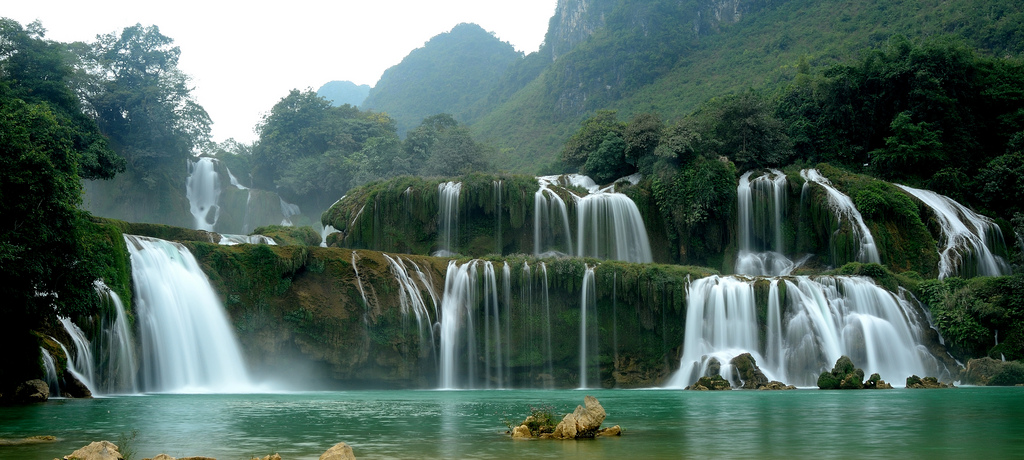 Visiting Ban Gioc Waterfall for your Best Vietnam Tour Deals