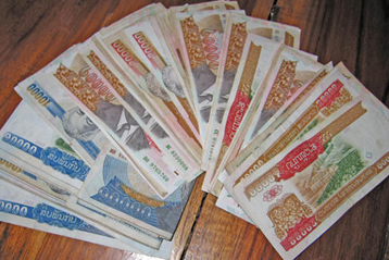 Money in Laos
