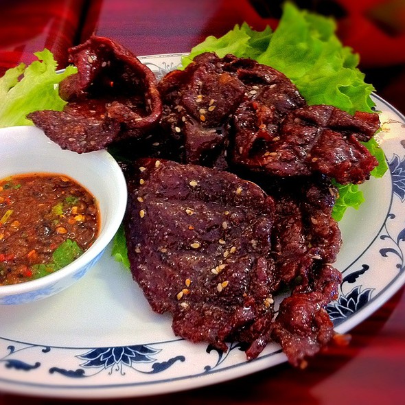 sien-savanh-lao-beef-jerky-laos-food